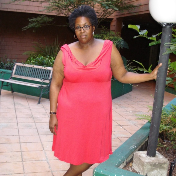 Meet your Posher, Juliette - Picture 2 of 2